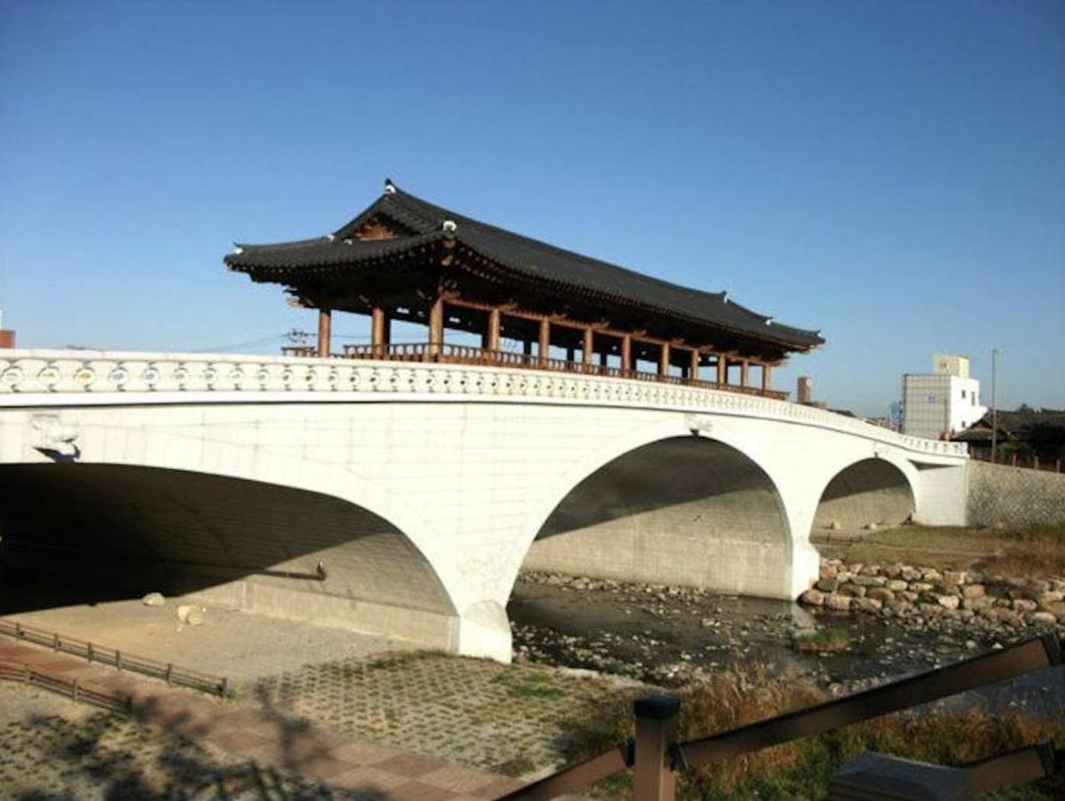 Hotel Buyongheon Jeonju Zewnętrze zdjęcie